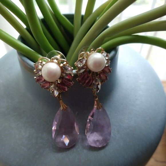 Pink Crystal Pearl Rhinestone Floral Vintage Gold Dangle Statement Earrings - Picture 3 of 4